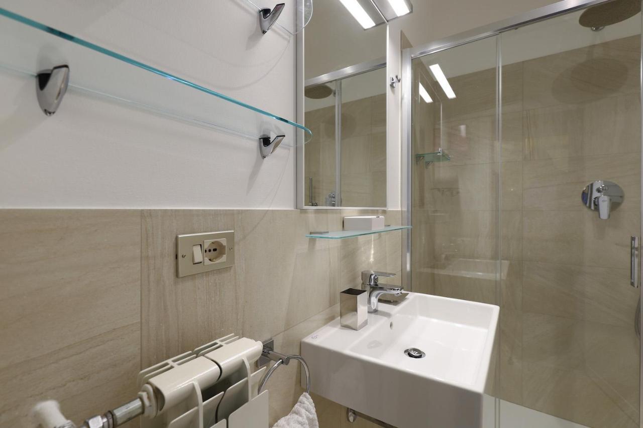 Contempora Apartments - Elvezia 8 - E51 Milan Bagian luar foto